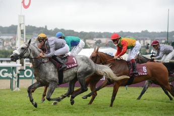 PREMIER GROUPE 1PA POUR KHATAAB