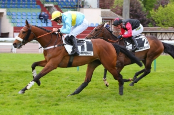 Prix Hyeres III, 3600m hurdle - Compiègne, France, 5 May 2022
©Scoopdyga