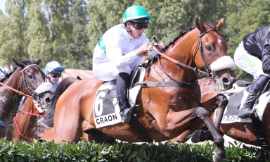 PREMIÈRE VICTOIRE EN STEEPLE POUR JOSHUA MOON