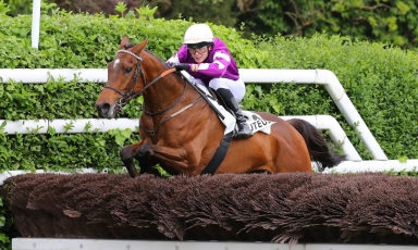 GHOST FLIGHT WINNER AT AUTEUIL